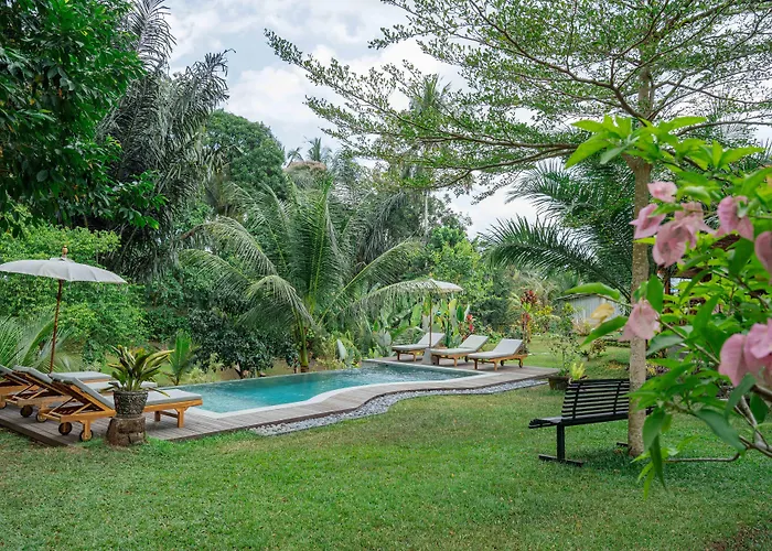 Bali Sesandan Garden 3*